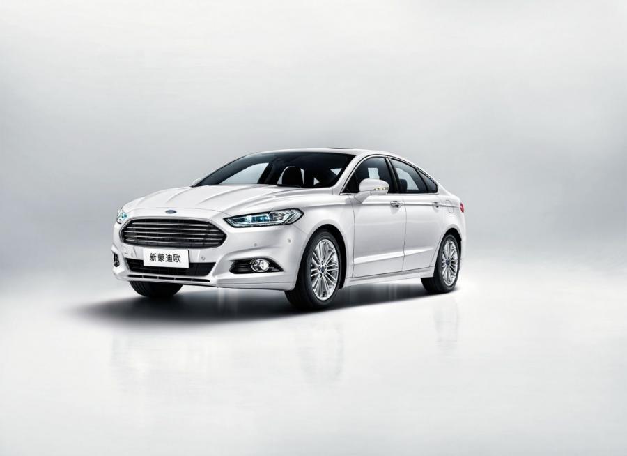  Ford Mondeo 2013 года  (CN) (фото 1 из 8)